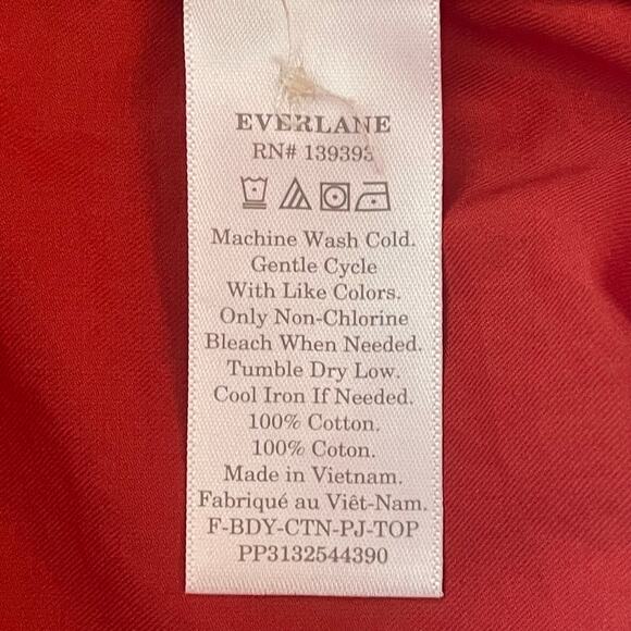 Everlane Boxy Long Sleeve Button Down Shirt Womens M Red The Woven PJ Pajama Top - Picture 8 of 8